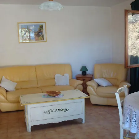 La Petite Maison